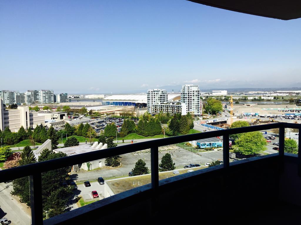 Vancouver Airport Condos Richmond Rom bilde